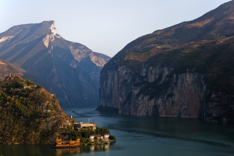  Le Yangzi Jiang dans le défilé des Trois Gorges – copyright : Tan Wei Liang Byorn.